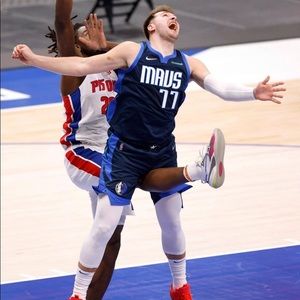 Meet your Posher, Simon-pierre